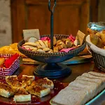 Hotel Logis De Tavel