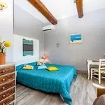 Hotel Logis De Tavel