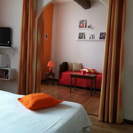 Logis De Отель