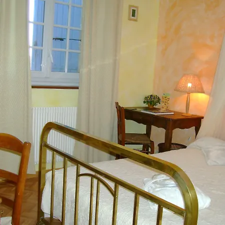 Logis De Отель 3*