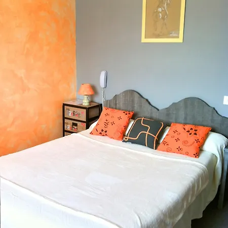 Otel Logis De 3*