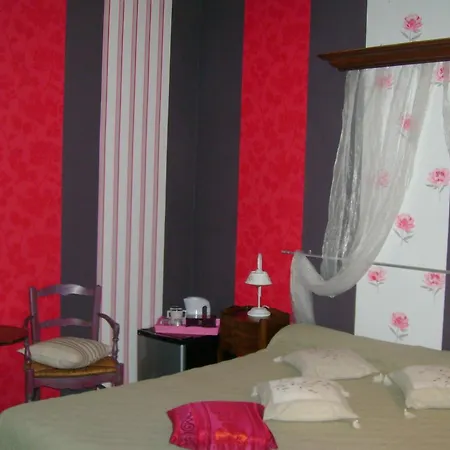 Hotel Logis De Tavel