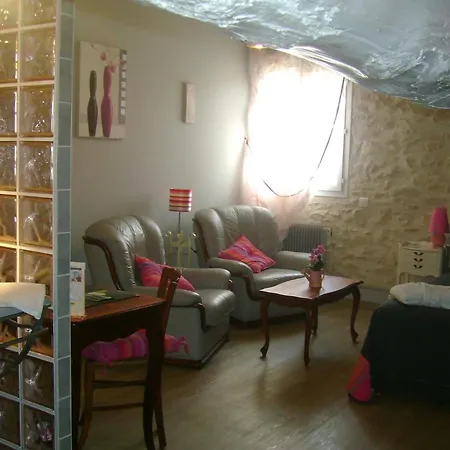 Hotel Logis De 3*
