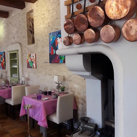 Logis De Hotel Tavel