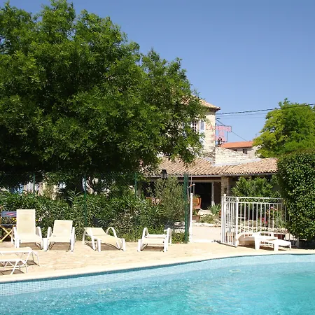 Logis De Tavel